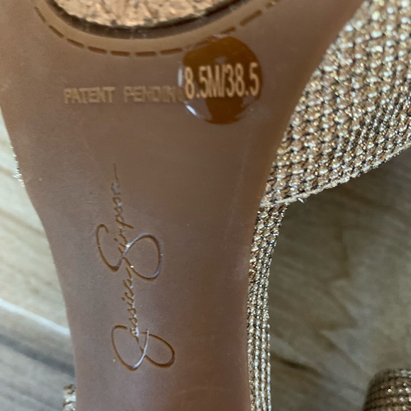 Jessica Simpson Gold Heels - Picture 5 of 5